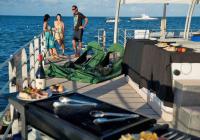 images/Touren/Ostkueste/sunlover/SLS-BBQ_Swags_MooreReefPontoon-800.jpg