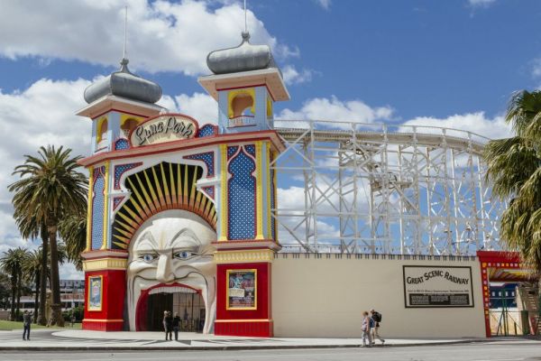 vv-st-kilda-lunapark-1000D3A00307-B6E7-D90E-DD57-0C8D8332D372.jpg