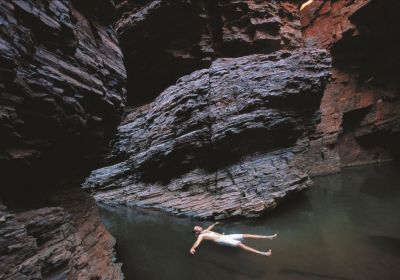 twa-karijini-weanogorge-1000C7B45F97-3DEE-C238-099A-BB73721BD4CD.jpg