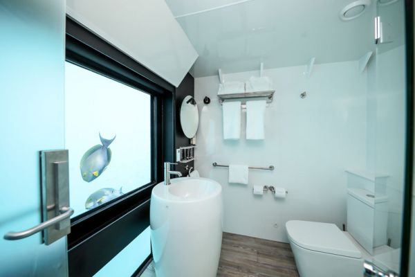 cwa-reefsuites-bad-80032E5BF01-0E64-6E44-34A4-4341A801D6B9.jpg