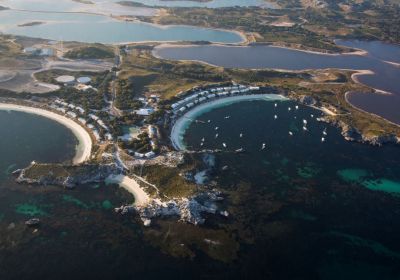 twa-rottnest-goerdiebay-100078E54AD8-8EB1-1944-9567-899DDB4450E3.jpg