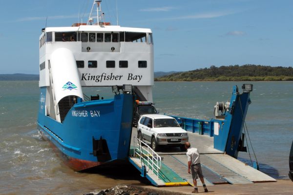 sab-fraser-island-ferry2-8000D800CC6-0576-F737-0F38-E497656D0A20.jpg