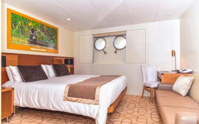coral-discoverer-main-deck-stateroom-category-b-10000780D709-25C8-EFFB-E5F6-73C8D75E8101.jpg