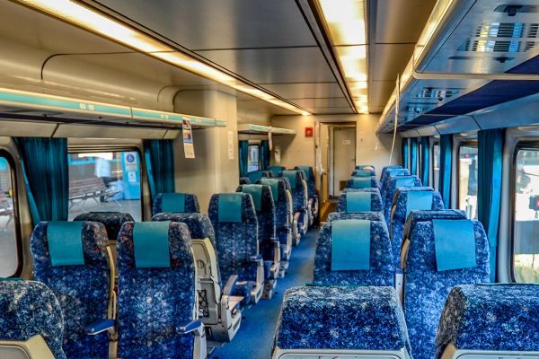 wm-1280px-nsw-trainlink-xpt-first-class-cropped9FD8B5DF-B374-88ED-F2CA-7A1F1AB797DB.jpg
