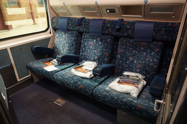 xpt-1280px-xptdaysitterB461B418-0E92-673E-4734-2FE78B755677.jpg